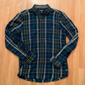 Toad and Co men's slim fit button down shirt size medium